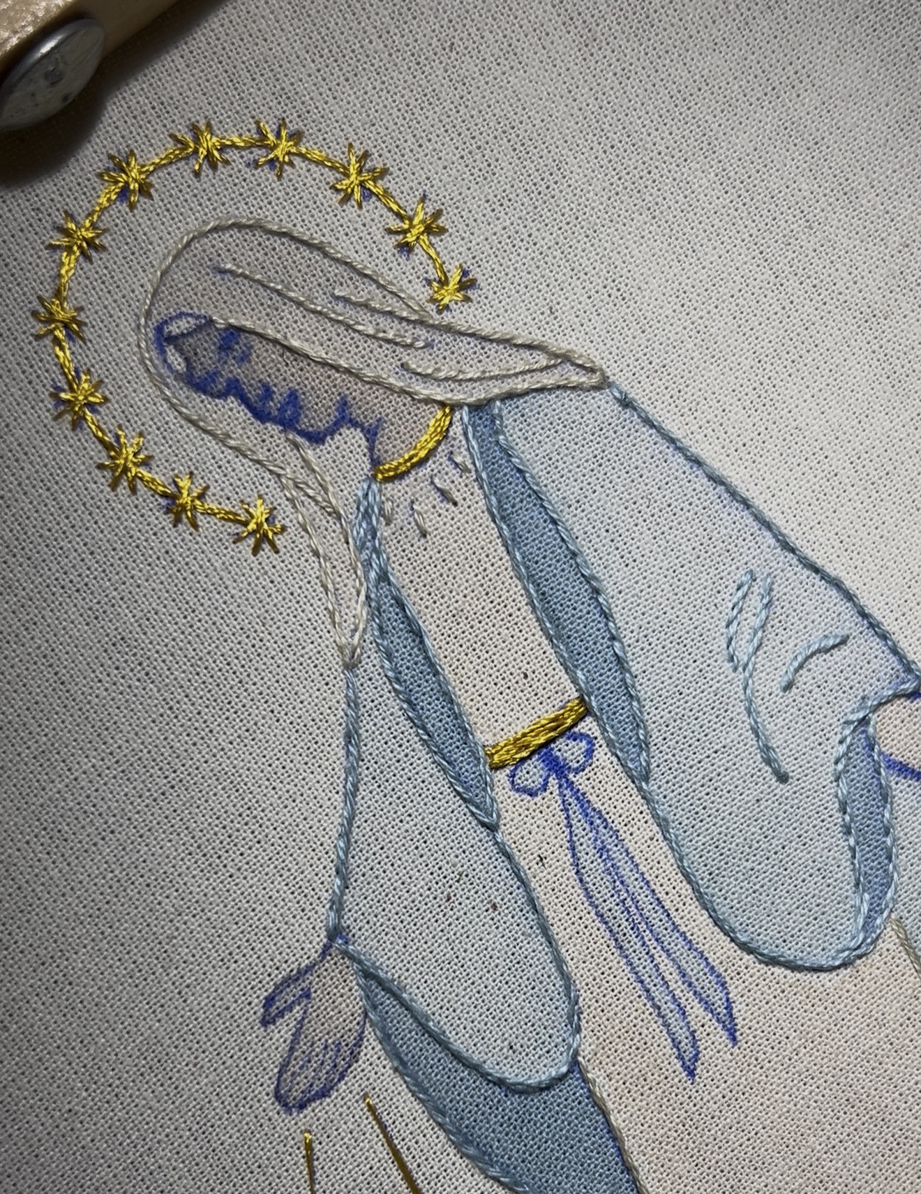 Bordado de aluna: Nossa Senhora (em bastidor)