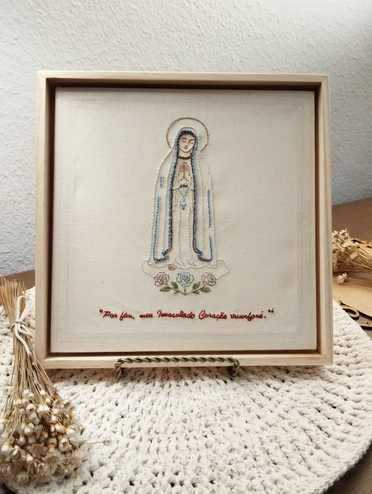 Bordado de aluna: Nossa Senhora de Fátima